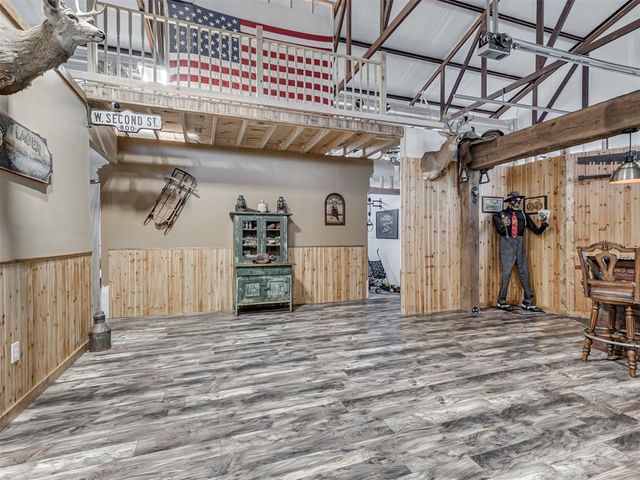 12301 E State Highway 9, Norman, OK 73026