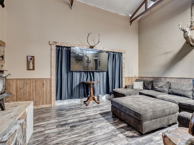 12301 E State Highway 9, Norman, OK 73026