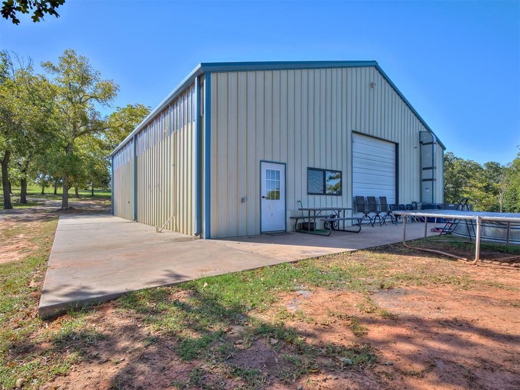 12301 E State Highway 9, Norman, OK 73026