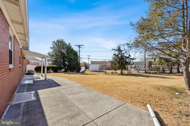 6 E AYLESBURY RD, Lutherville Timonium, MD 21093