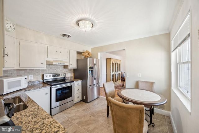 6 E AYLESBURY RD, Lutherville Timonium, MD 21093