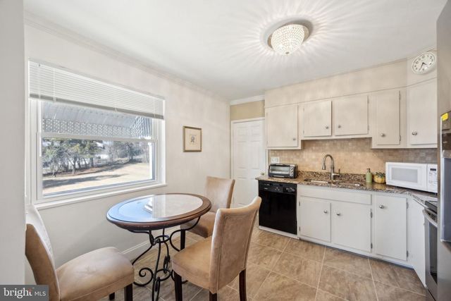 6 E AYLESBURY RD, Lutherville Timonium, MD 21093