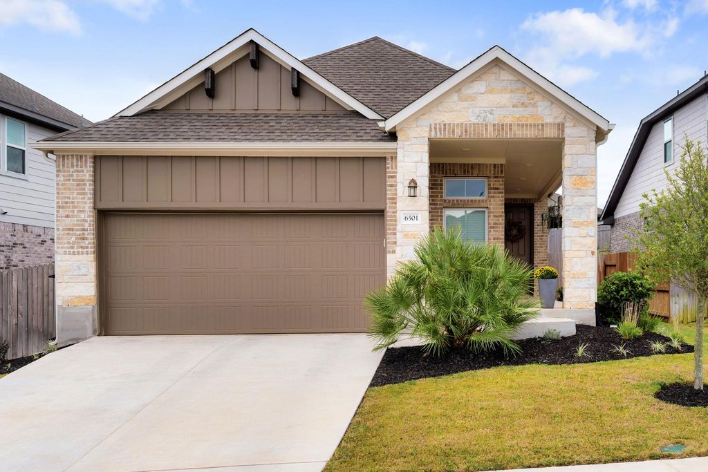 6501 Night Chinook DR, Buda, TX 78610