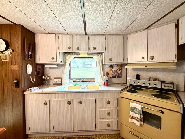 4175 Cherokee Street, Gladwin, MI 48624