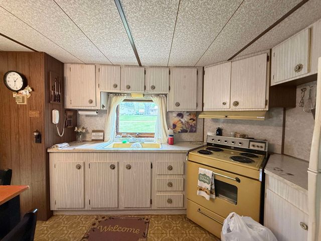 4175 Cherokee Street, Gladwin, MI 48624