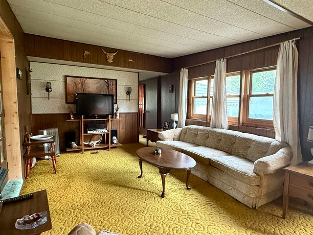 4175 Cherokee Street, Gladwin, MI 48624