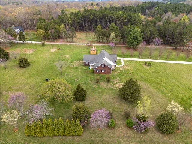115 Emma Lane, Statesville, NC 28625