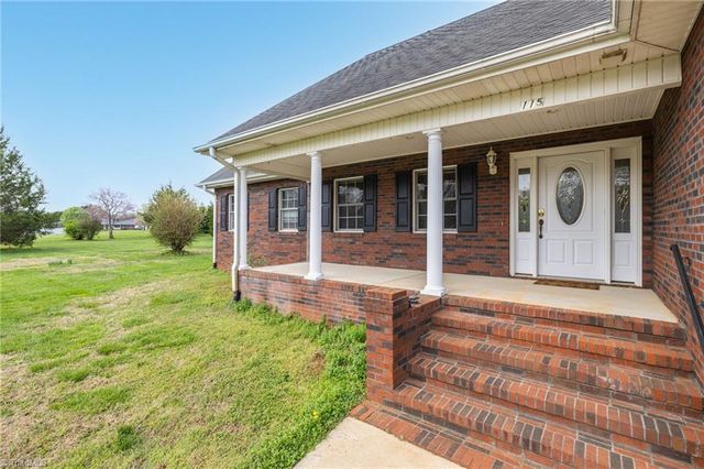 115 Emma Lane, Statesville, NC 28625