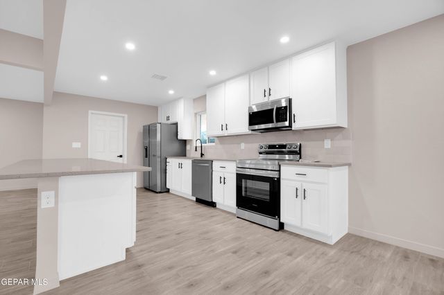 6940 VILLA HERMOSA Drive, El Paso, TX 79912