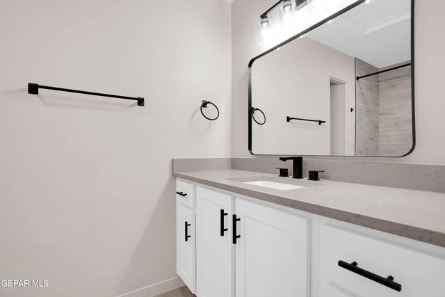 6940 VILLA HERMOSA Drive, El Paso, TX 79912