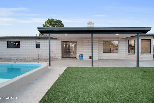 6940 VILLA HERMOSA Drive, El Paso, TX 79912