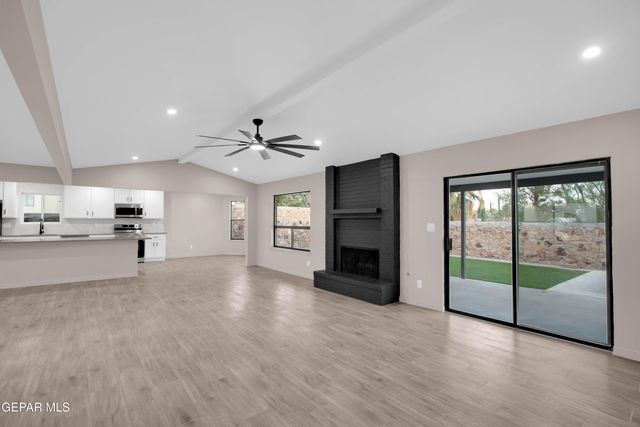 6940 VILLA HERMOSA Drive, El Paso, TX 79912