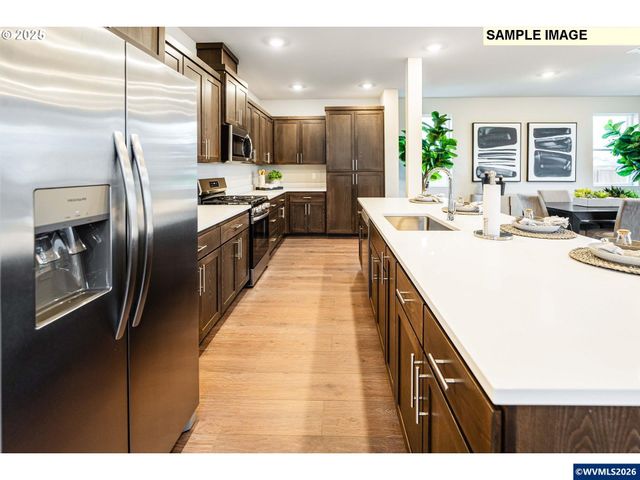 2658 Mt Saint Helens Av SE, Salem, OR 97302