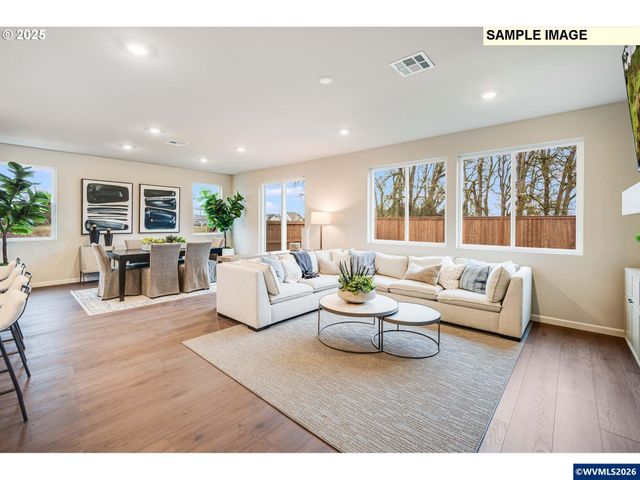 2658 Mt Saint Helens Av SE, Salem, OR 97302