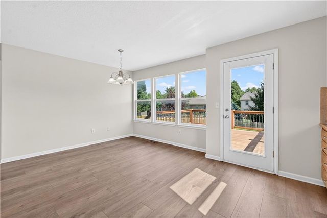 20565 W 220th Terrace, Spring Hill, KS 66083