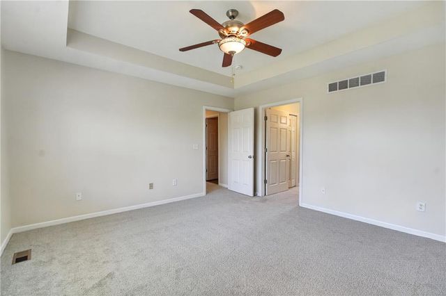 20565 W 220th Terrace, Spring Hill, KS 66083