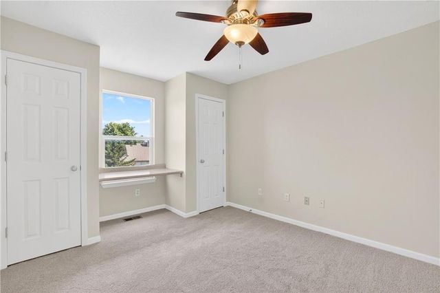 20565 W 220th Terrace, Spring Hill, KS 66083