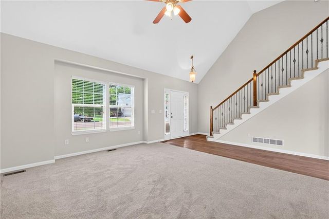 20565 W 220th Terrace, Spring Hill, KS 66083