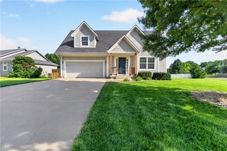 20565 W 220th Terrace, Spring Hill, KS 66083
