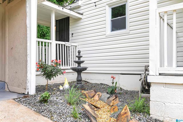 8821 PARKWAY EAST, Birmingham, AL 35206