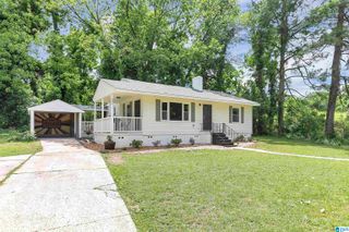 8821 PARKWAY EAST, Birmingham, AL 35206