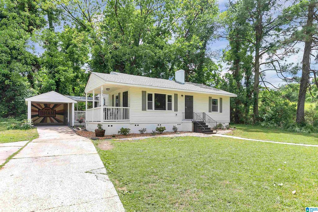8821 PARKWAY EAST, Birmingham, AL 35206