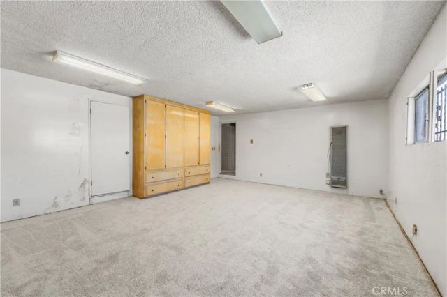 3920 Buckingham Road, Los Angeles, CA 90008