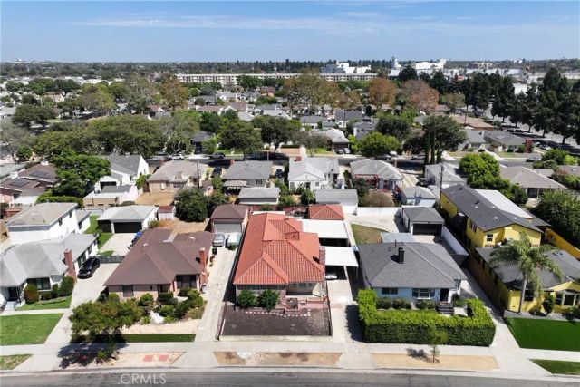 3920 Buckingham Road, Los Angeles, CA 90008