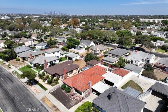 3920 Buckingham Road, Los Angeles, CA 90008