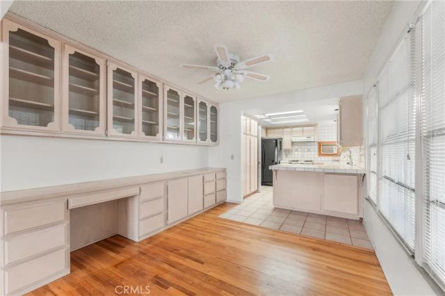 3920 Buckingham Road, Los Angeles, CA 90008