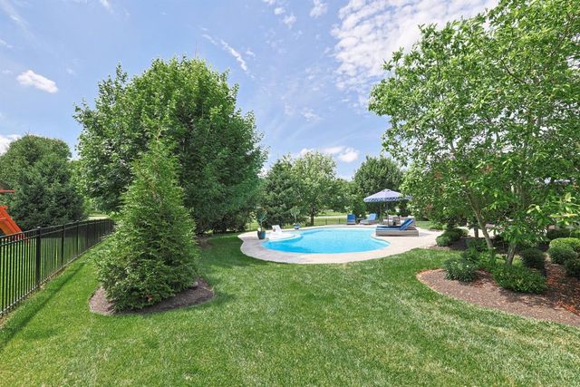 3815 Winning Stakes Way, Mason, OH 45040