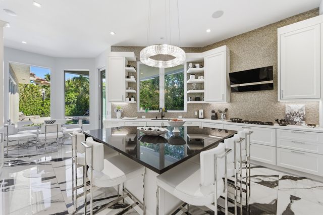 254 Atlantic Avenue, Palm Beach, FL 33480