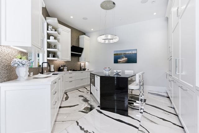 254 Atlantic Avenue, Palm Beach, FL 33480