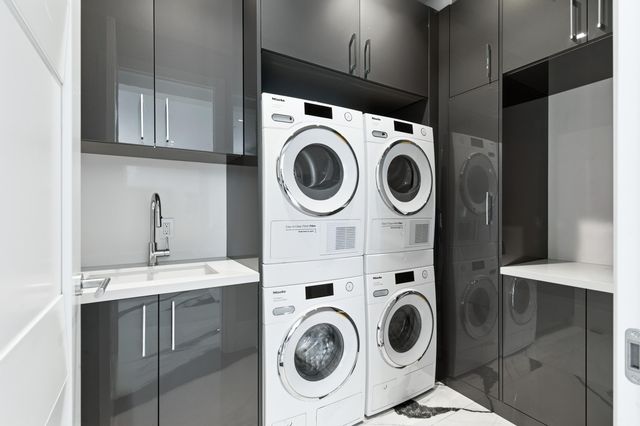 254 Atlantic Avenue, Palm Beach, FL 33480