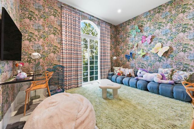 254 Atlantic Avenue, Palm Beach, FL 33480