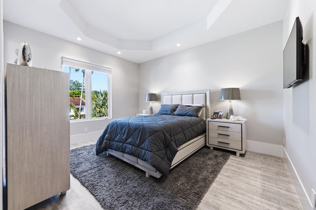 254 Atlantic Avenue, Palm Beach, FL 33480