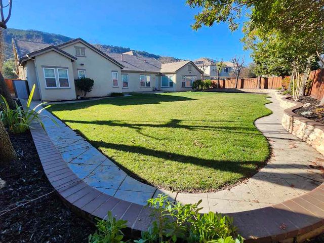 1203 Laguna Creek Ln, Pleasanton, CA 94566