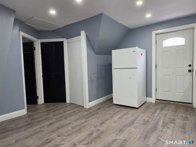 979-981 Hancock Avenue 3, Bridgeport, CT 06605
