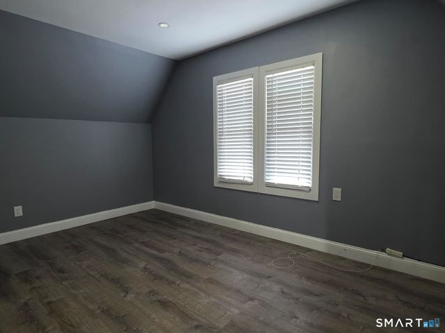979-981 Hancock Avenue 3, Bridgeport, CT 06605