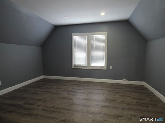 979-981 Hancock Avenue 3, Bridgeport, CT 06605