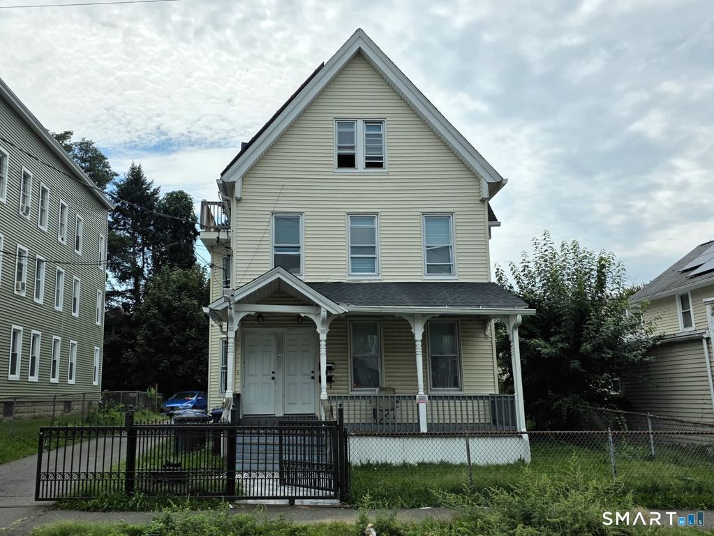 979-981 Hancock Avenue 3, Bridgeport, CT 06605