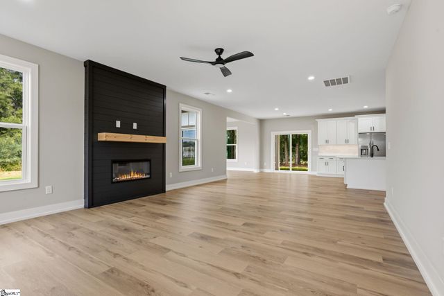 366 Lyman Lake Road, Lyman, SC 29365