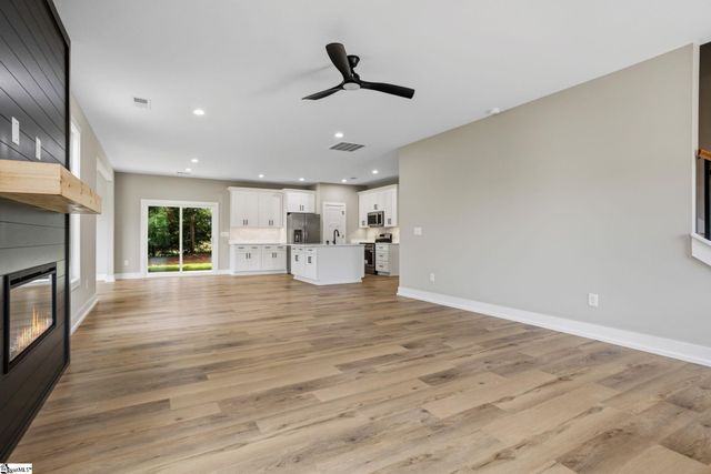 366 Lyman Lake Road, Lyman, SC 29365