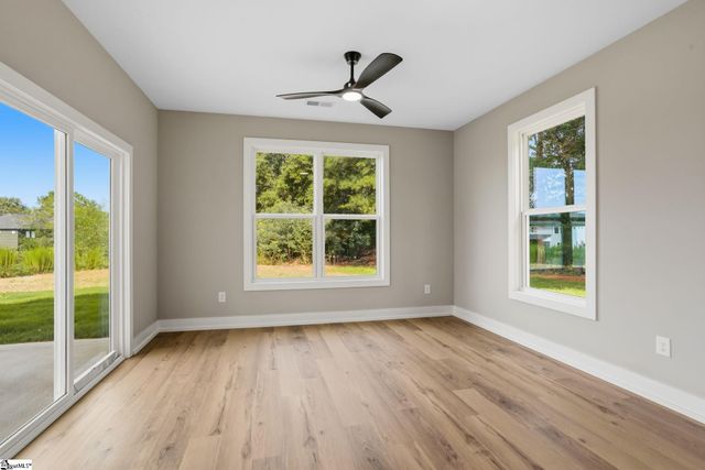 366 Lyman Lake Road, Lyman, SC 29365