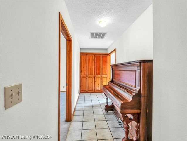 103 E George Avenue, Pocola, OK 74902