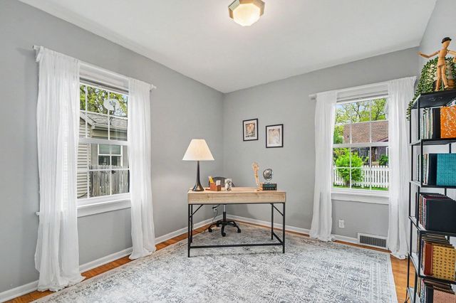 1122 Keneberry Way SE, East Grand Rapids, MI 49506