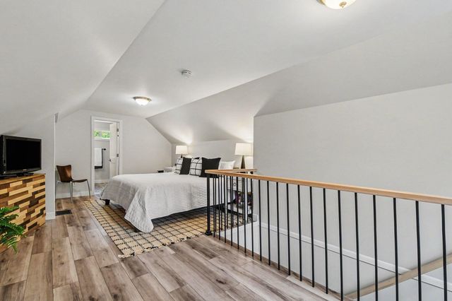 1122 Keneberry Way SE, East Grand Rapids, MI 49506