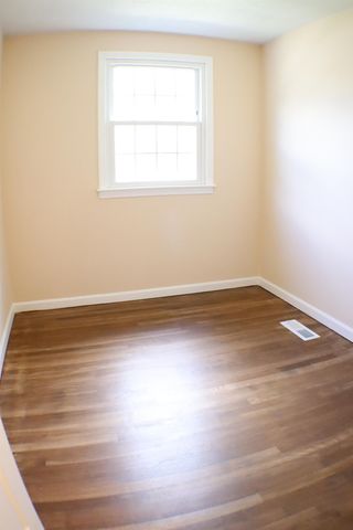 9 Whitehall Terrace, Hooksett, NH 03106