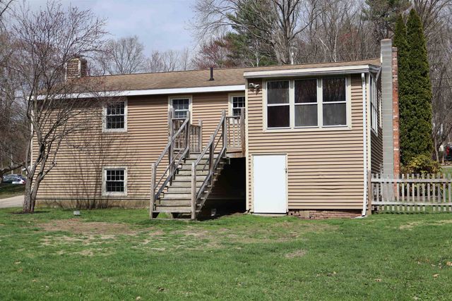 9 Whitehall Terrace, Hooksett, NH 03106
