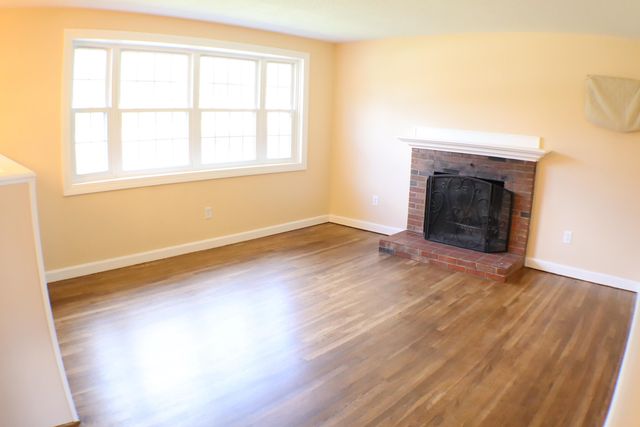 9 Whitehall Terrace, Hooksett, NH 03106